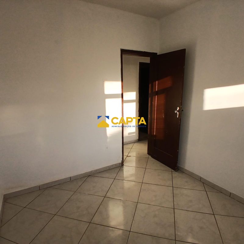 APARTAMENTO À VENDA EM IRAJÁ  ÓTIMA OPORTUNIDADE!