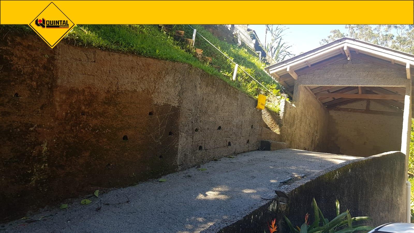 CASA RESIDENCIAL - Gloria - Blumenau