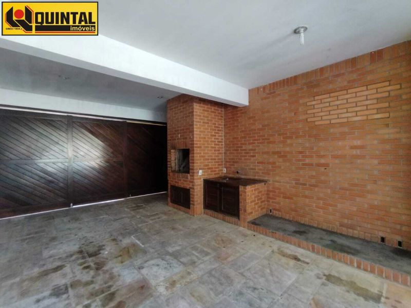 Casa Residencial 4 dormitórios no bairro GARCIA em BLUMENAU