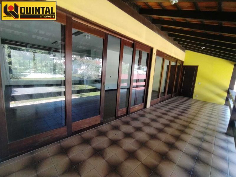 Casa Residencial 4 dormitórios no bairro GARCIA em BLUMENAU
