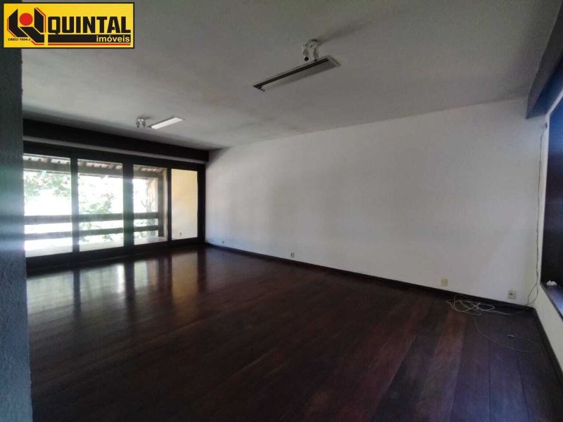 Casa Residencial 4 dormitórios no bairro GARCIA em BLUMENAU