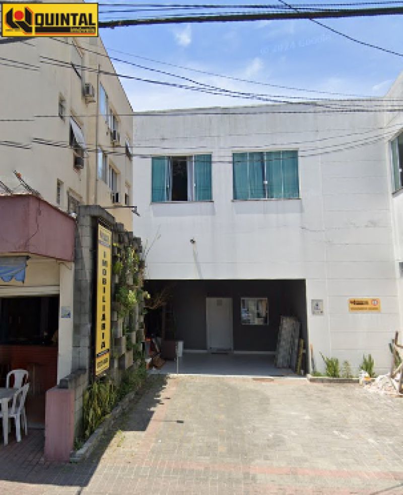 Kitnet 1 dormitório no bairro GARCIA em BLUMENAU