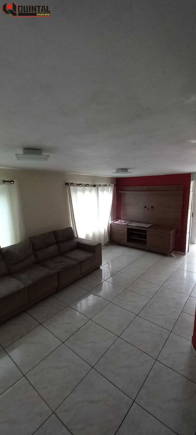 Casa Residencial 4 dormitórios no bairro GARCIA em BLUMENAU