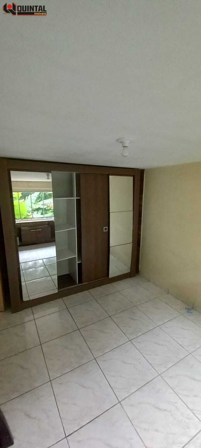 Casa Residencial 4 dormitórios no bairro GARCIA em BLUMENAU