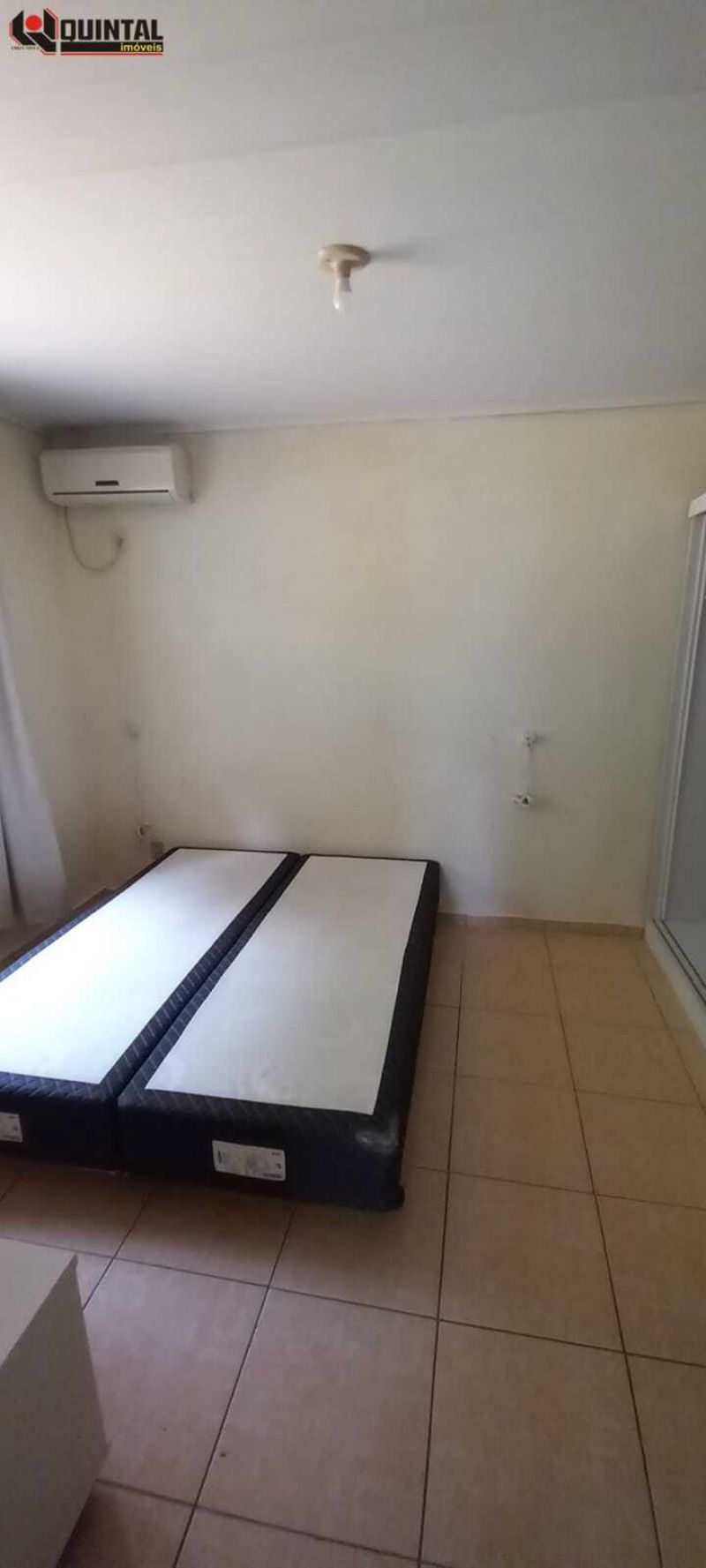 Casa Residencial 4 dormitórios no bairro GARCIA em BLUMENAU