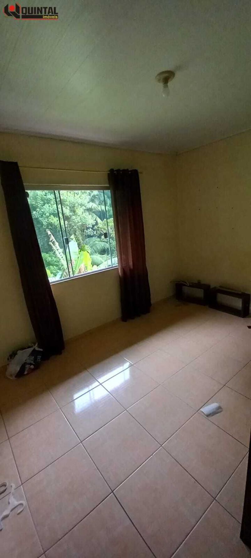 Casa Residencial 4 dormitórios no bairro GARCIA em BLUMENAU