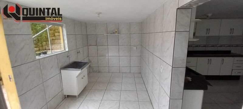 Casa Residencial 4 dormitórios no bairro GARCIA em BLUMENAU