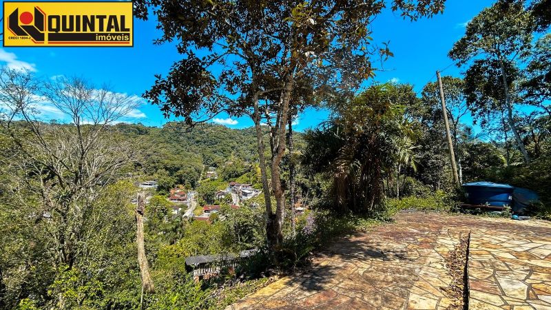 Casa Residencial 3 dormitórios no bairro VALPARAISO em BLUMENAU