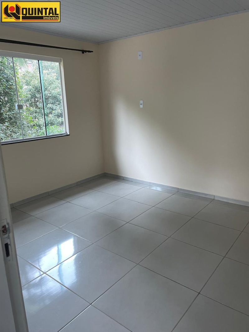 Casa Residencial 3 dormitórios no bairro VALPARAISO em BLUMENAU