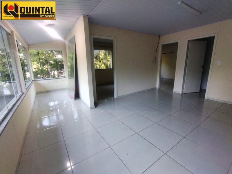 Casa Residencial 3 dormitórios no bairro VALPARAISO em BLUMENAU