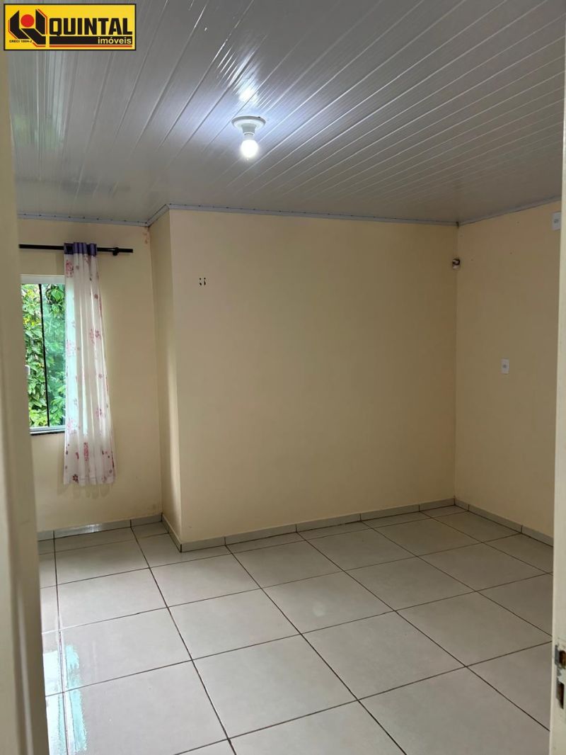 Casa Residencial 3 dormitórios no bairro VALPARAISO em BLUMENAU