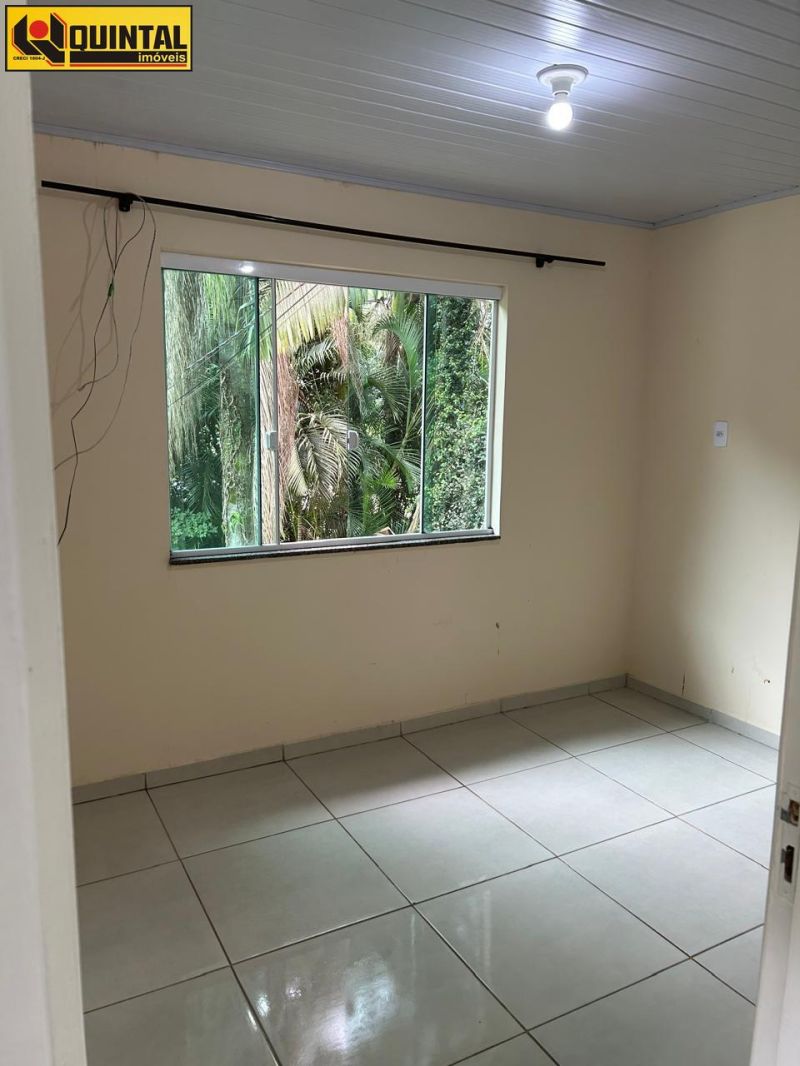 Casa Residencial 3 dormitórios no bairro VALPARAISO em BLUMENAU