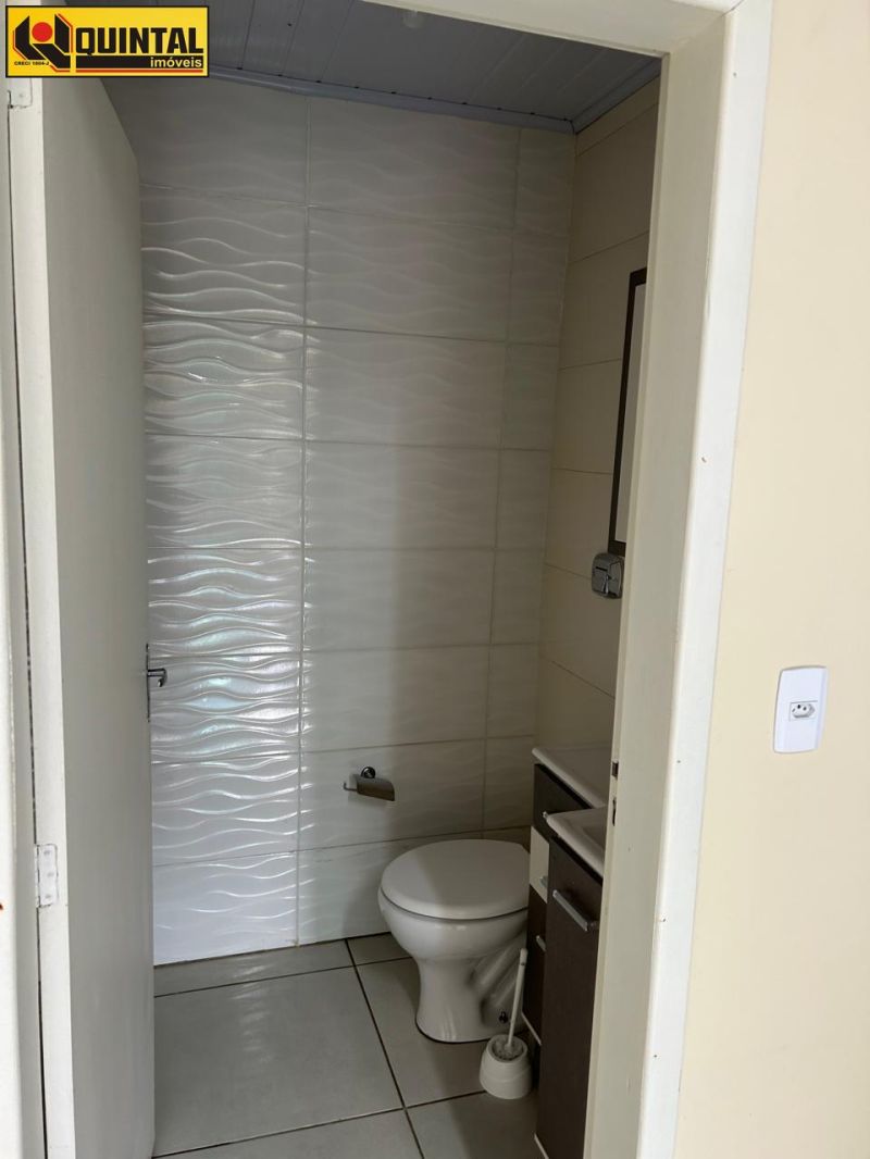 Casa Residencial 3 dormitórios no bairro VALPARAISO em BLUMENAU