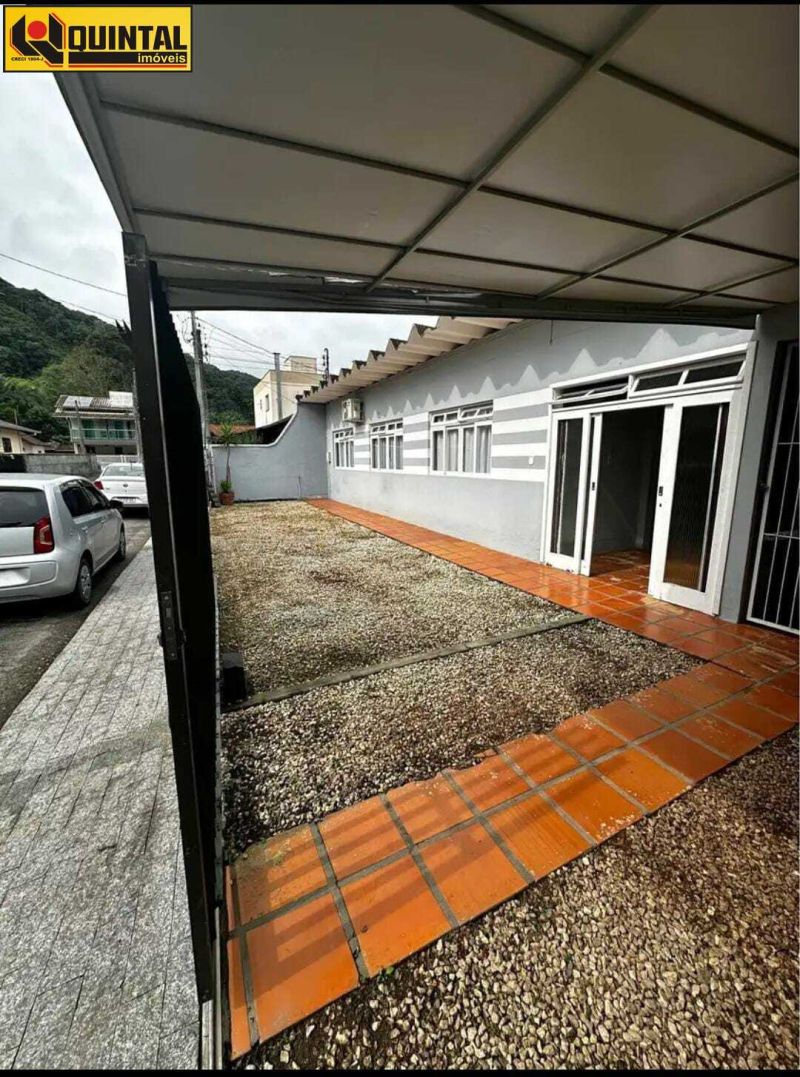 Casa Residencial 3 dormitórios no bairro PROGRESSO em BLUMENAU