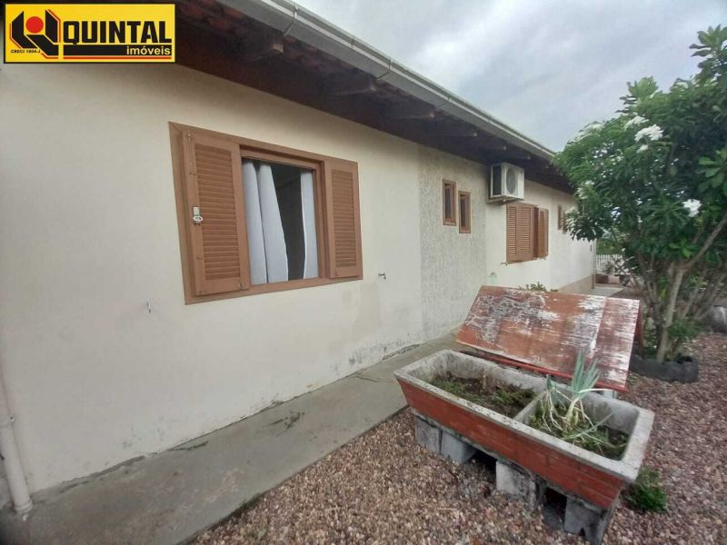 Casa Residencial 3 dormitórios no bairro BELA VISTA em GASPAR