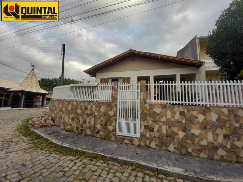 Casa Residencial 3 dormitórios no bairro BELA VISTA em GASPAR