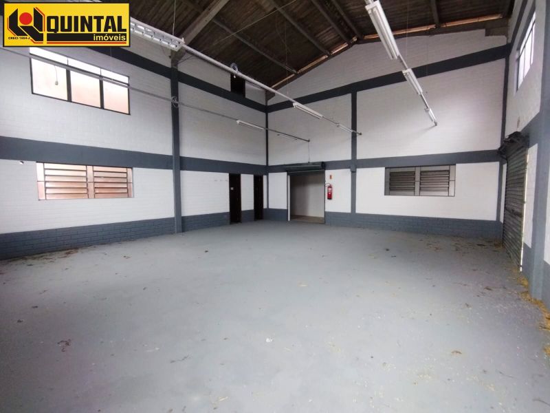 Galpão Comercial no bairro ESCOLA AGRICOLA em BLUMENAU