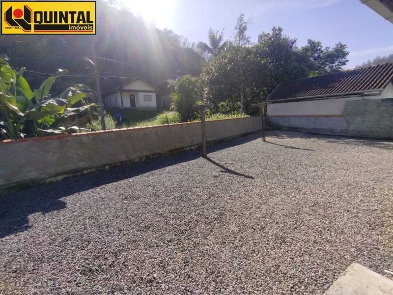 Casa Residencial 3 dormitórios no bairro GLORIA em BLUMENAU