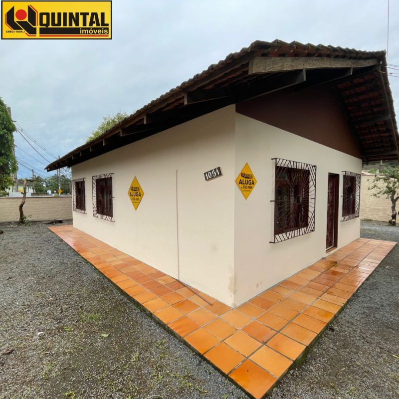 Casa Residencial 3 dormitórios no bairro AGUA VERDE em BLUMENAU