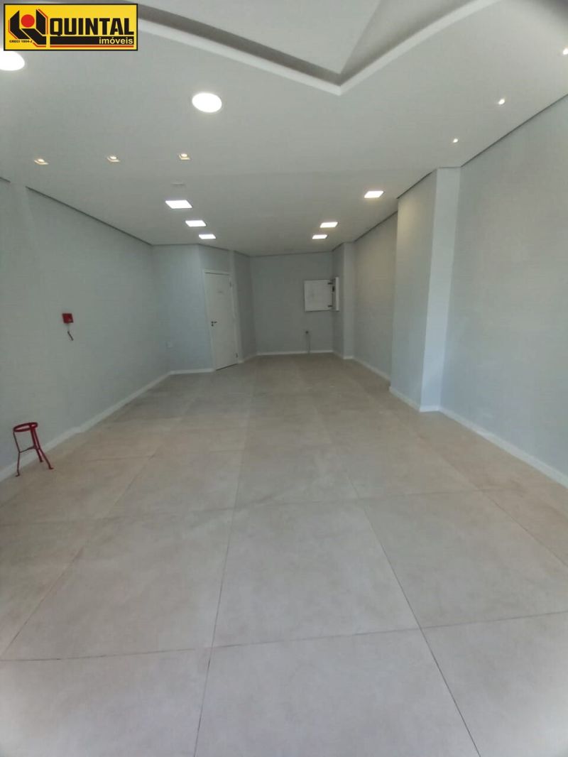 Sala Comercial no bairro VICTOR KONDER em BLUMENAU