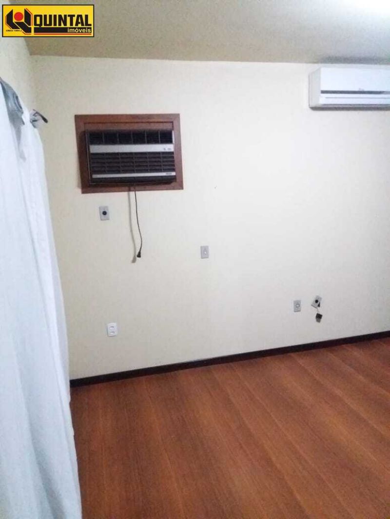 Casa Residencial 3 dormitórios no bairro GARCIA em BLUMENAU