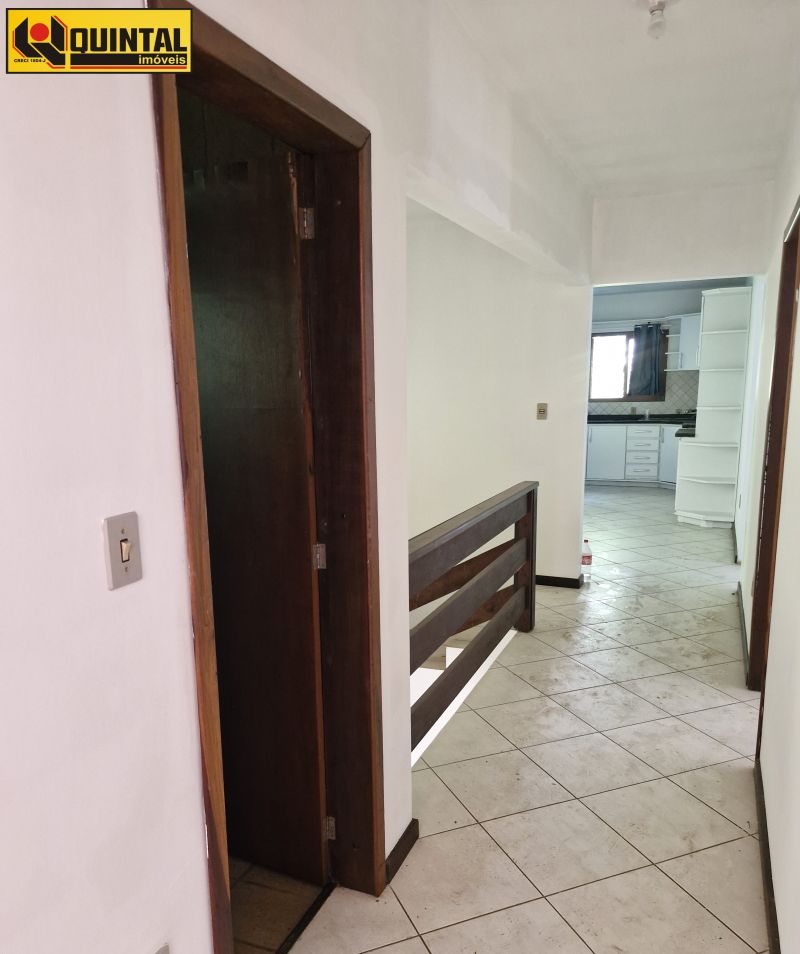 Casa Residencial 3 dormitórios no bairro GARCIA em BLUMENAU