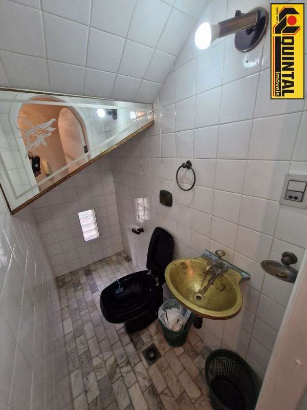Casa Residencial 4 dormitórios no bairro GARCIA em BLUMENAU