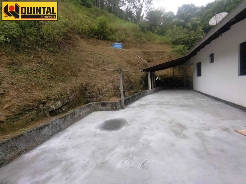 Casa Residencial 3 dormitórios no bairro GLORIA em BLUMENAU