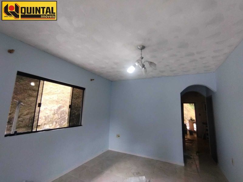 Casa Residencial 3 dormitórios no bairro GLORIA em BLUMENAU