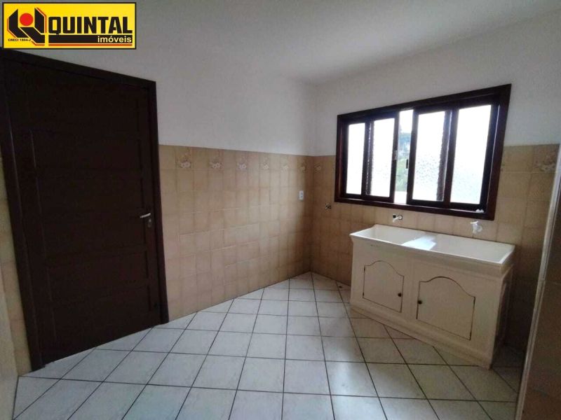 Casa Residencial 3 dormitórios no bairro GARCIA em BLUMENAU