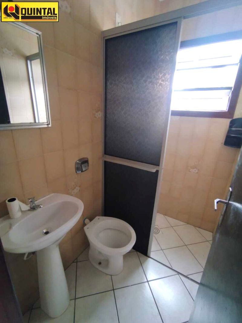 Casa Residencial 3 dormitórios no bairro GARCIA em BLUMENAU