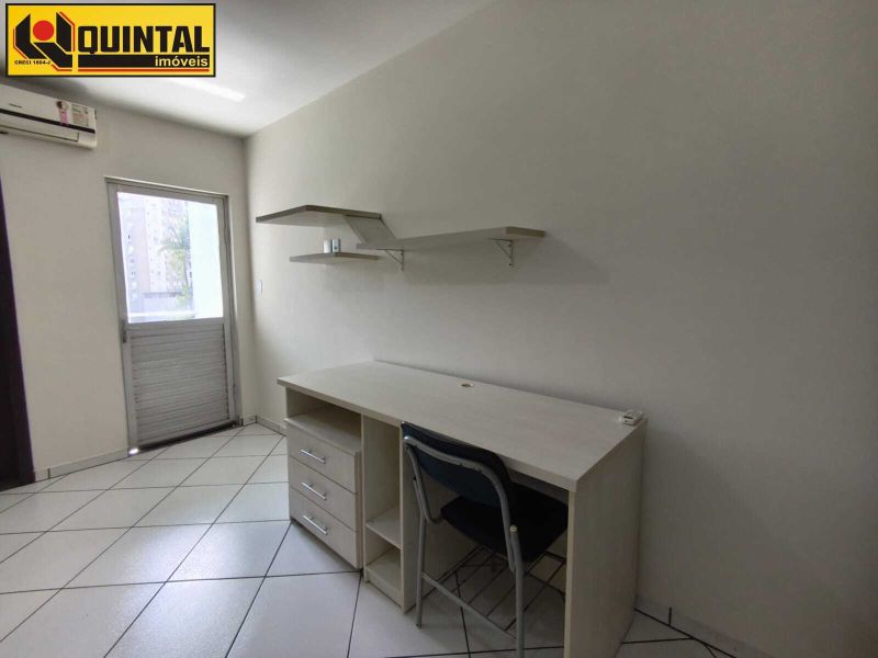 Apartamento 1 dormitório no bairro VICTOR KONDER em BLUMENAU