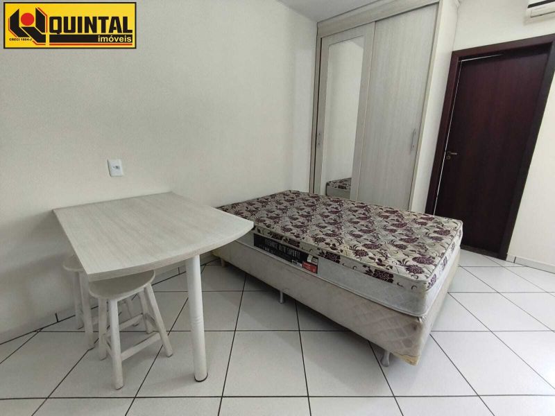 Apartamento 1 dormitório no bairro VICTOR KONDER em BLUMENAU