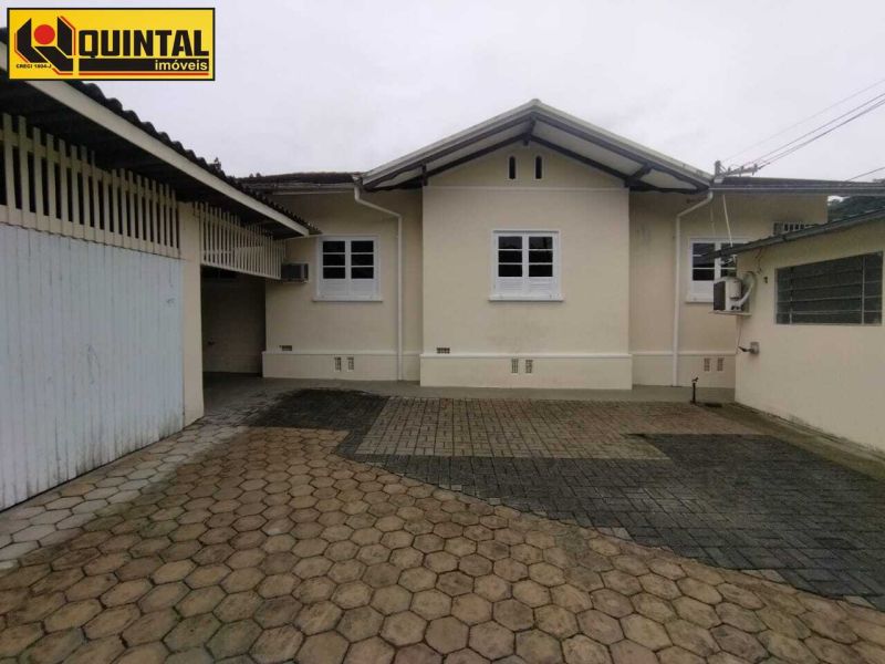 Casa Residencial 3 dormitórios no bairro PROGRESSO em BLUMENAU