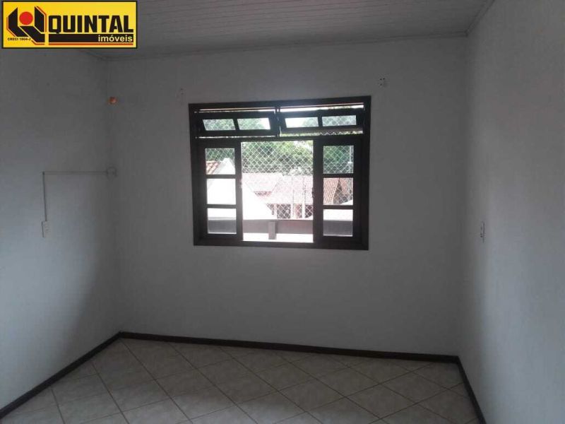Casa Residencial 2 dormitórios no bairro SALTO WEISSBACH em BLUMENAU