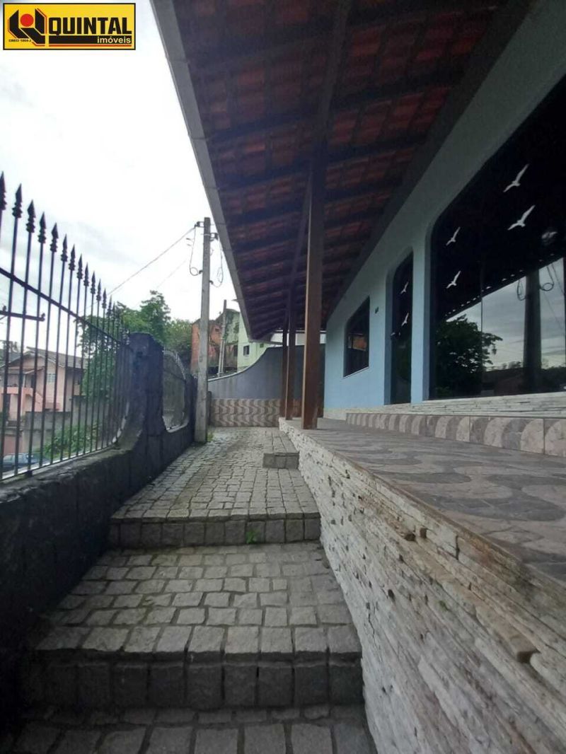 Casa Residencial 3 dormitórios no bairro PONTA AGUDA em BLUMENAU