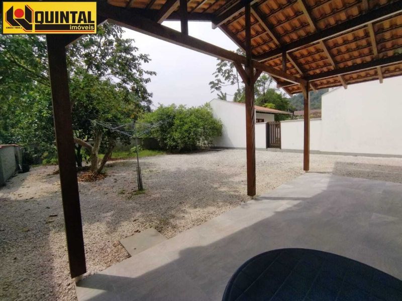 Casa Residencial 2 dormitórios no bairro VELHA em BLUMENAU