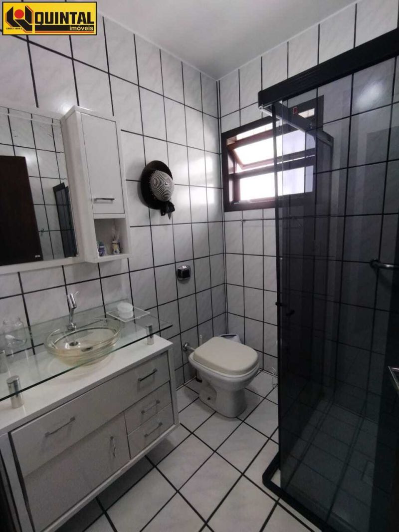 Casa Residencial 2 dormitórios no bairro VELHA em BLUMENAU