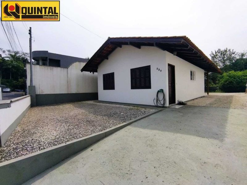 Casa Residencial 2 dormitórios no bairro VELHA em BLUMENAU