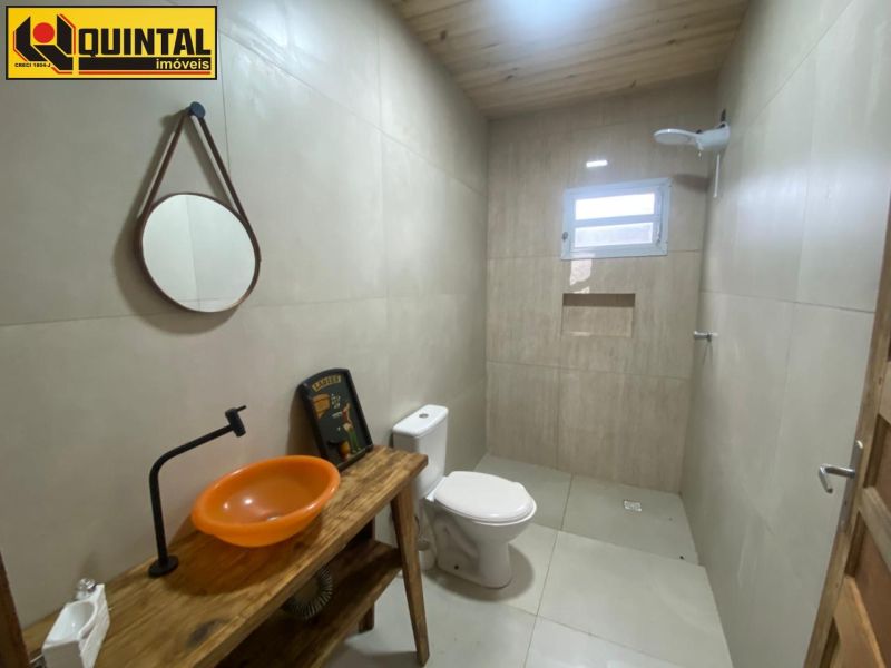 Sobrado 1 dormitório no bairro Quinta dos Acorianos  em BARRA VELHA