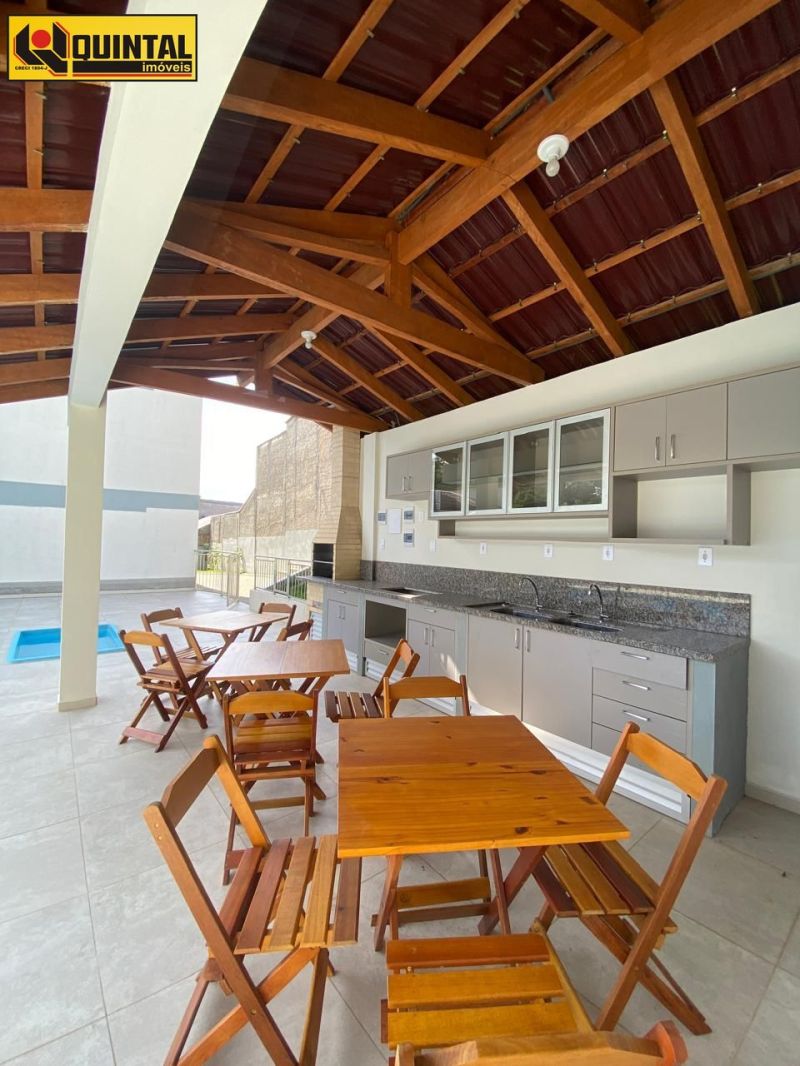 Sobrado 2 dormitórios no bairro AGUA VERDE em BLUMENAU