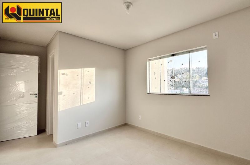 Sobrado 2 dormitórios no bairro AGUA VERDE em BLUMENAU