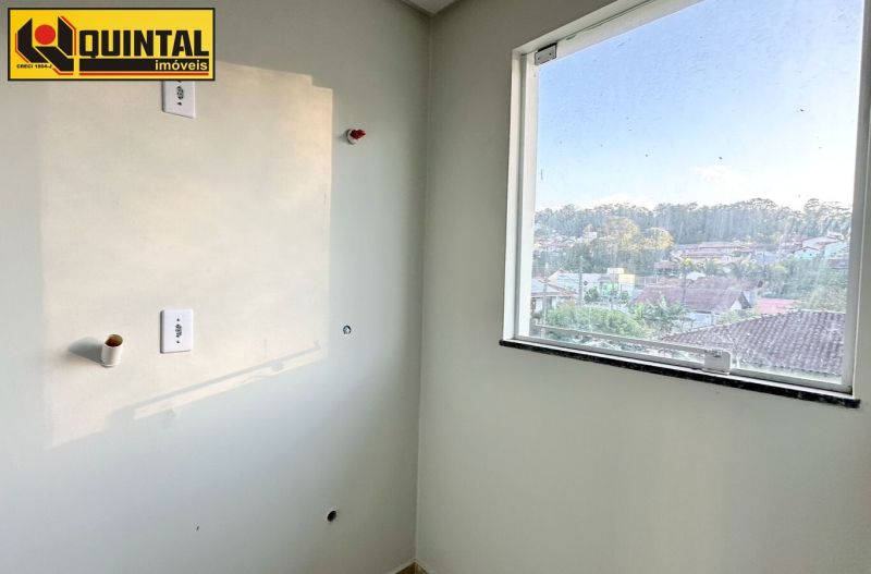 Sobrado 2 dormitórios no bairro AGUA VERDE em BLUMENAU