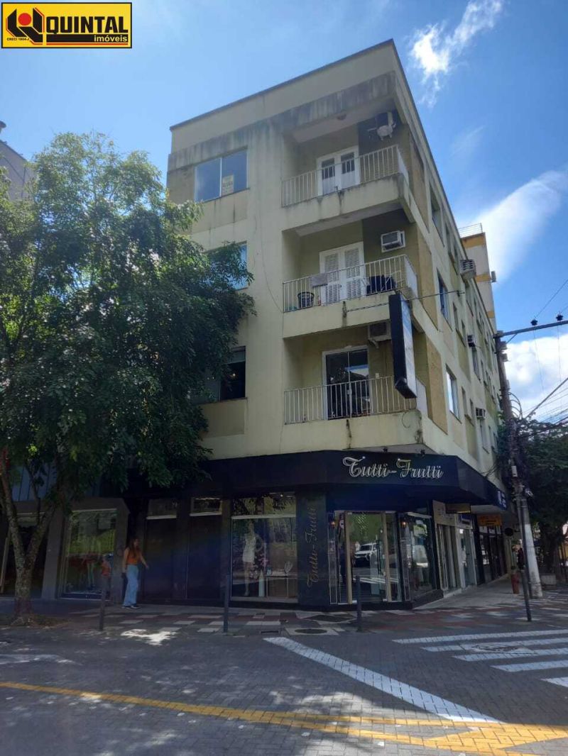 Kitnet 1 dormitório no bairro CENTRO em BLUMENAU