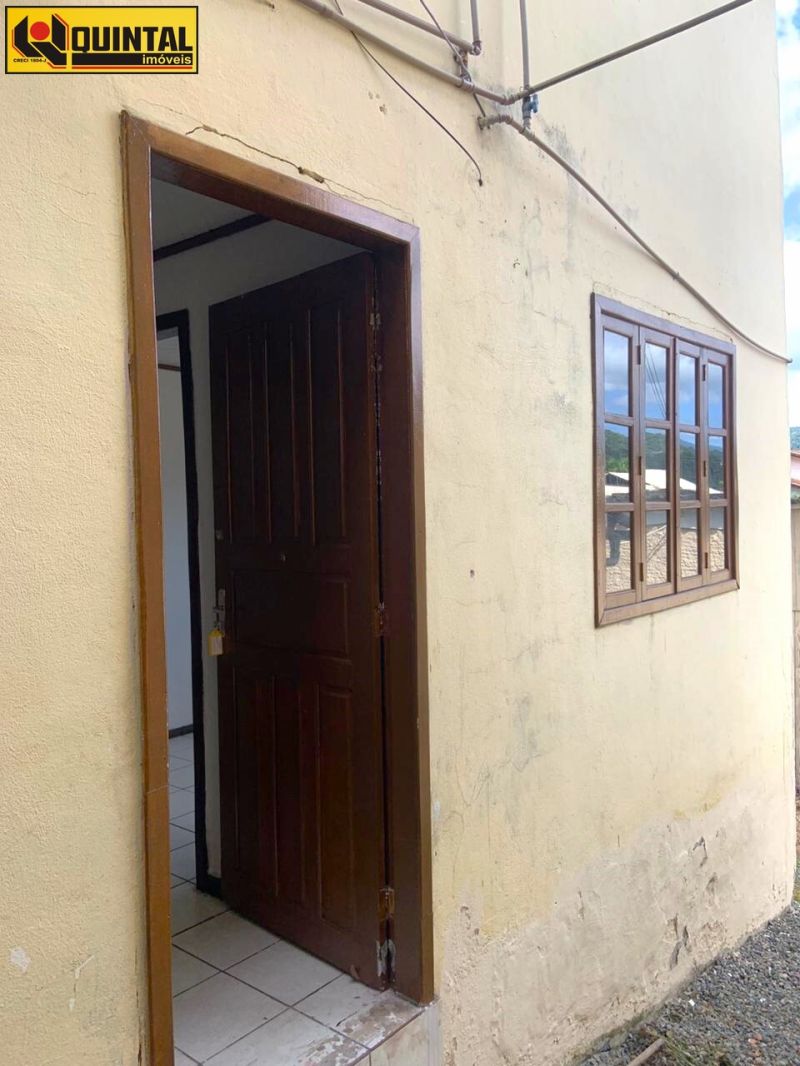 Kitnet 1 dormitório no bairro GARCIA em BLUMENAU