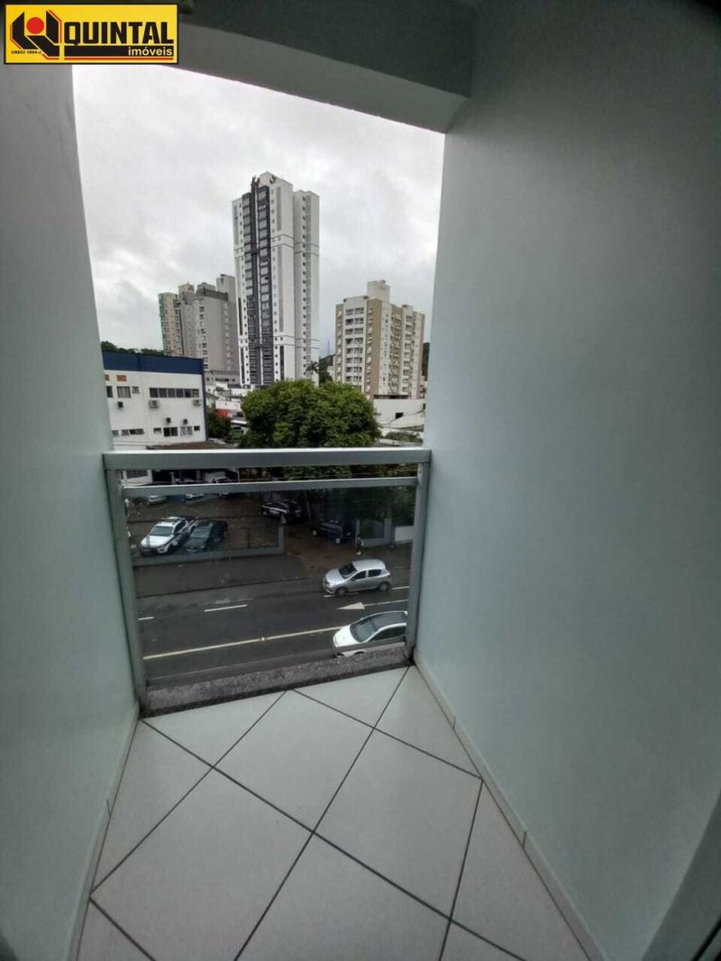 Apartamento 1 dormitório no bairro VICTOR KONDER em BLUMENAU