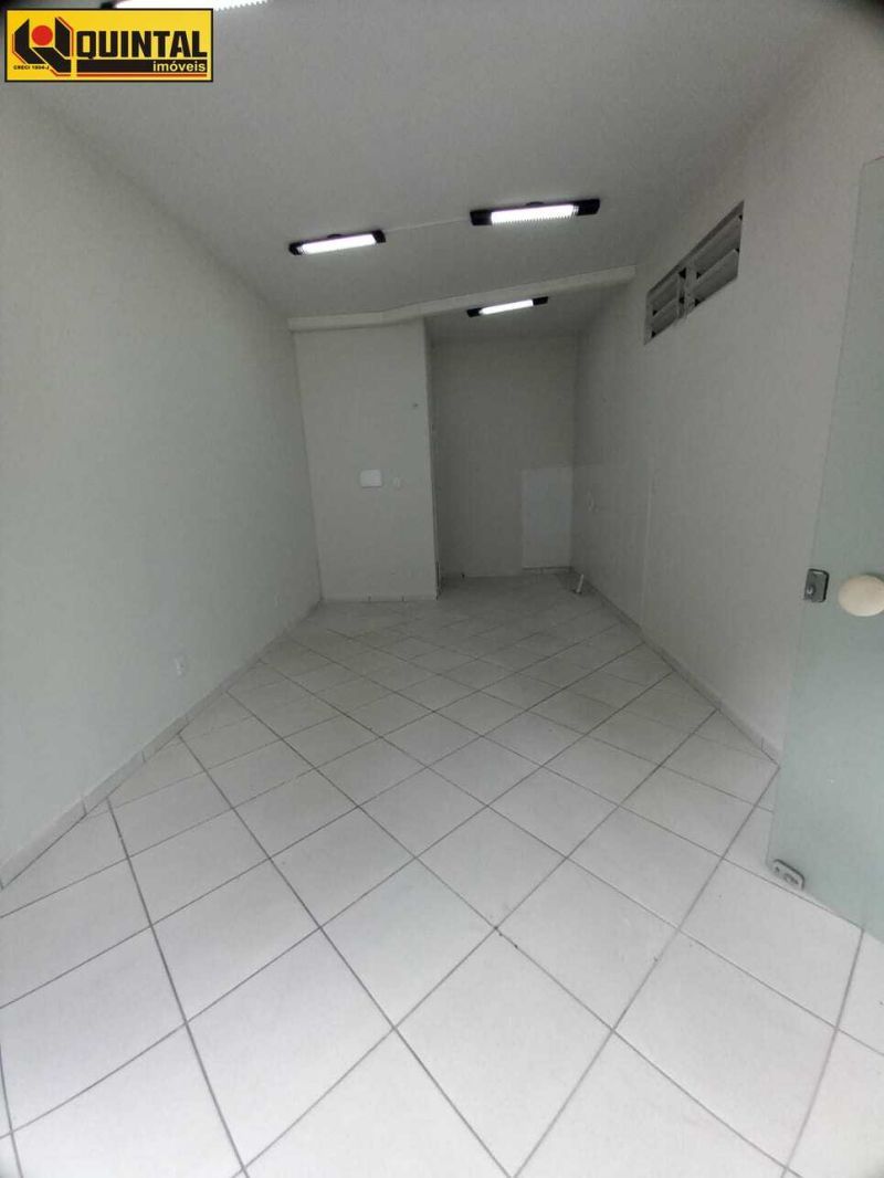 Kitnet no bairro GLORIA em BLUMENAU