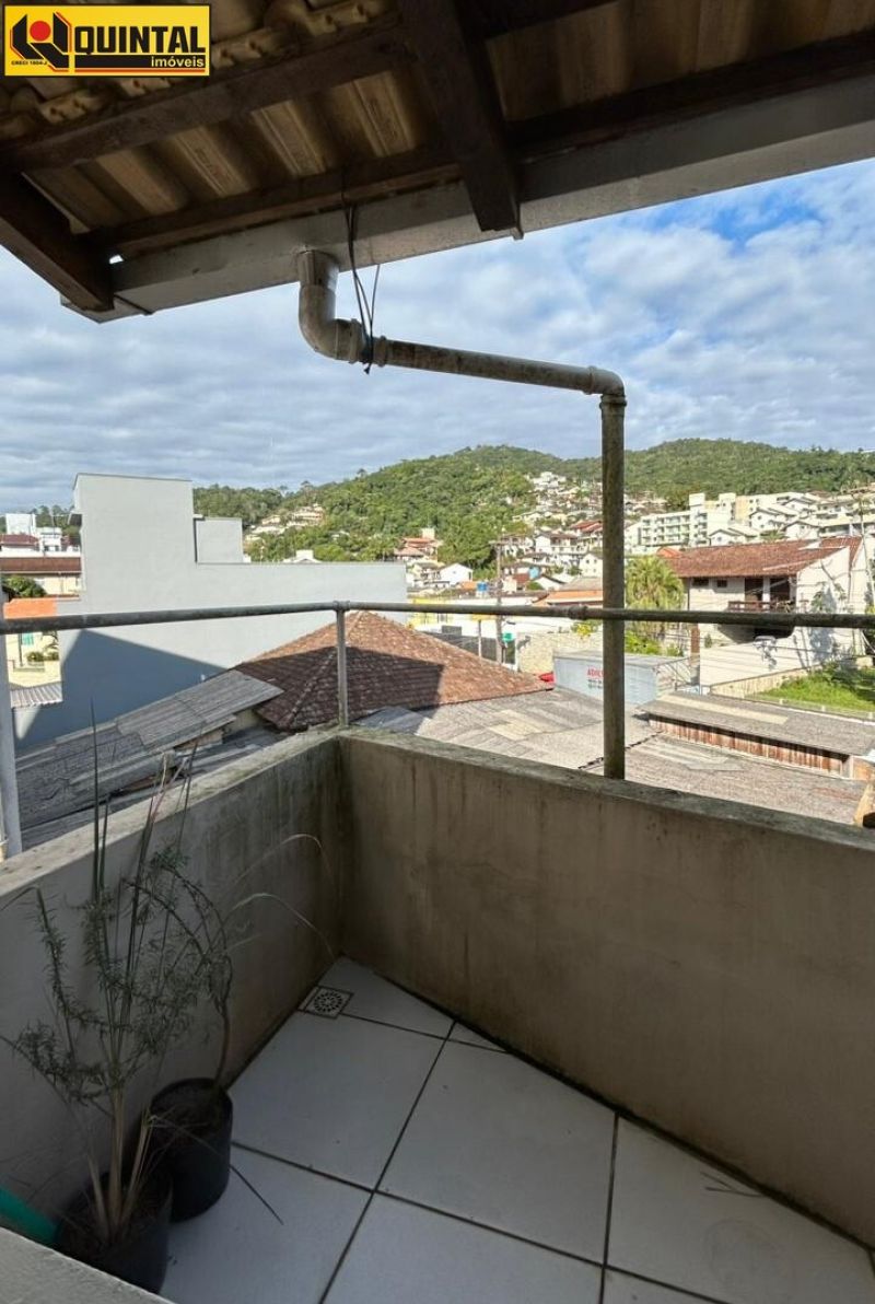 KITNET 1 dormitório no bairro GARCIA em BLUMENAU