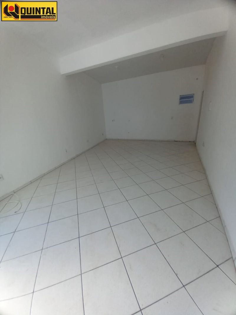 Kitnet no bairro GLORIA em BLUMENAU
