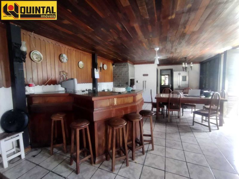 Casa Residencial 4 dormitórios no bairro PROGRESSO em BLUMENAU